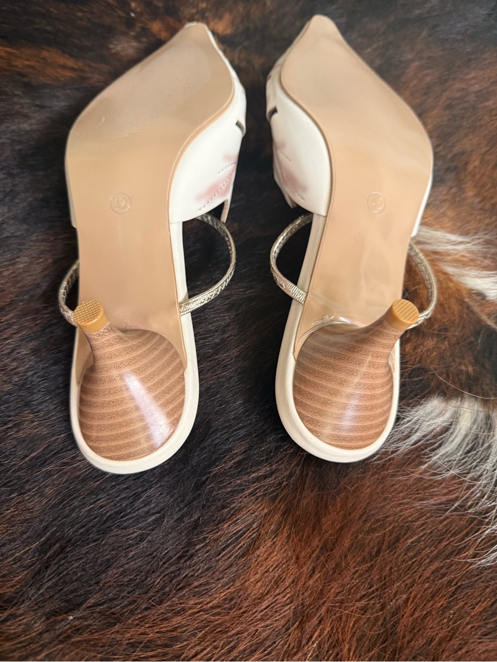 Pointed Toe Cream and Pink Floral-Embroidered Slip-On Mules with Metallic Strap - Picture 4 of 6